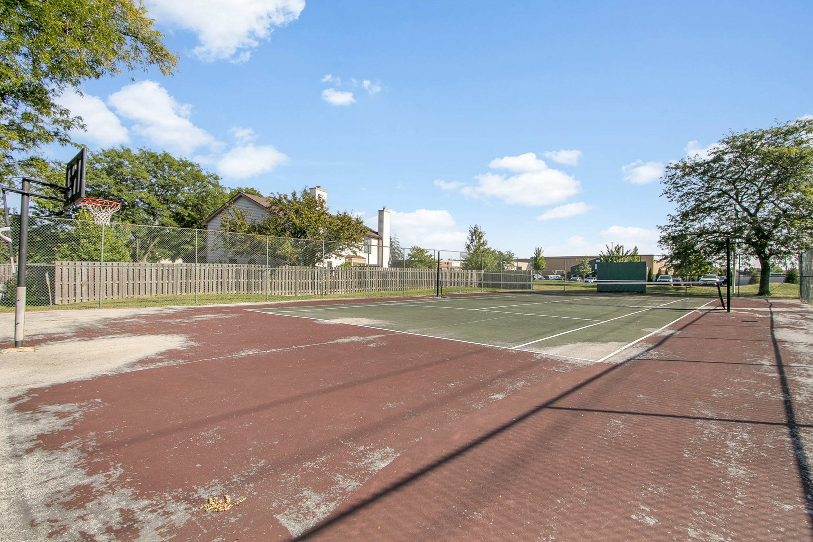 907 S Williams Street #206, Westmont, IL 60559