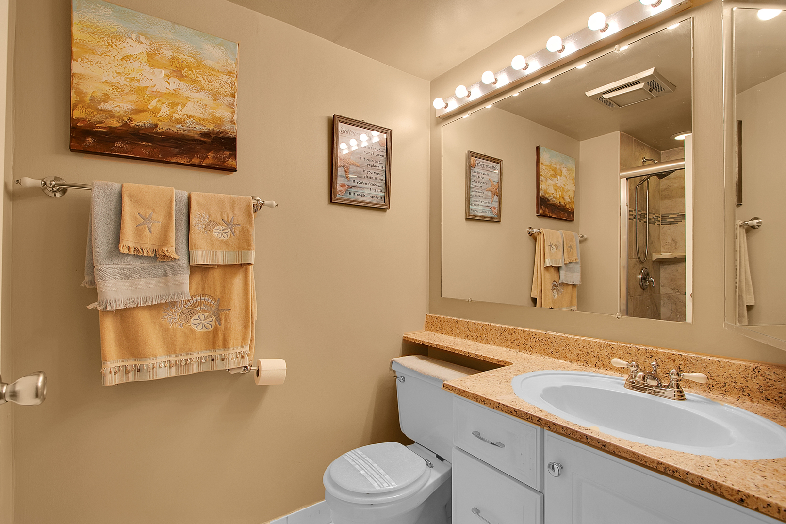 907 S Williams Street #206, Westmont, IL 60559