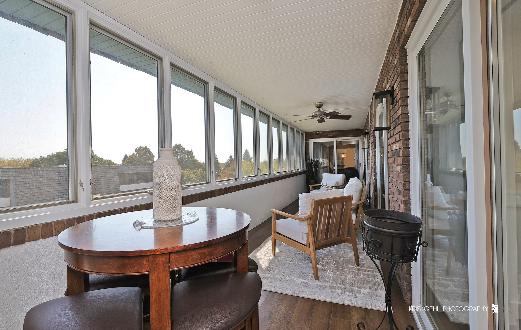 150 Red Top Drive #304, Libertyville, IL 60048