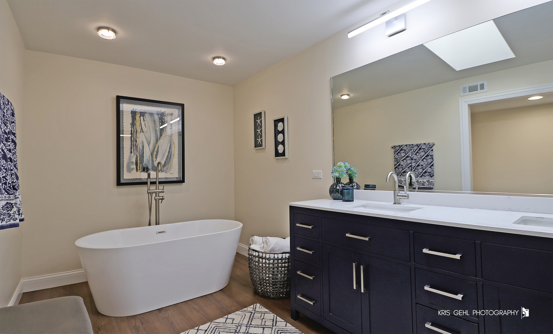 150 Red Top Drive #304, Libertyville, IL 60048