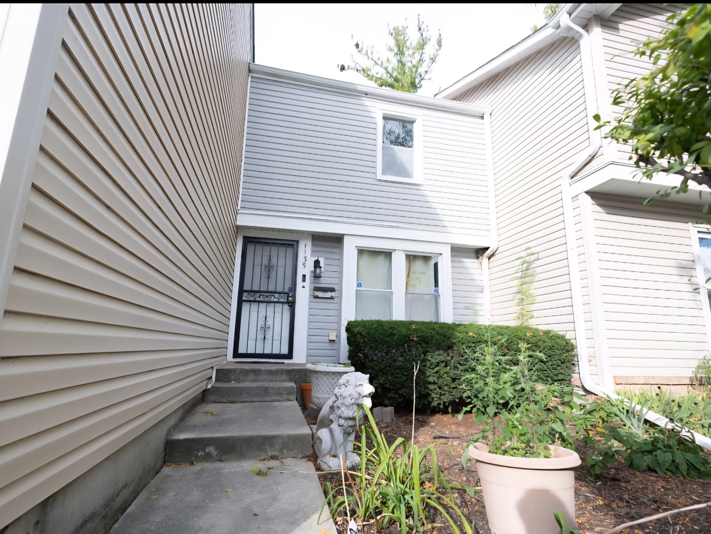 1135 Williamsburg Road, Country Club Hills, IL 60478