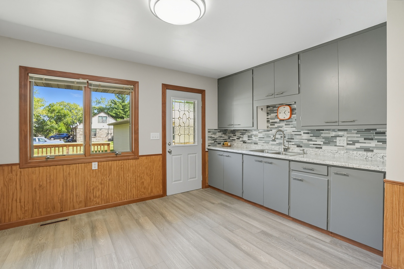 10919 Huron Street, Cedar Lake, IN 46303