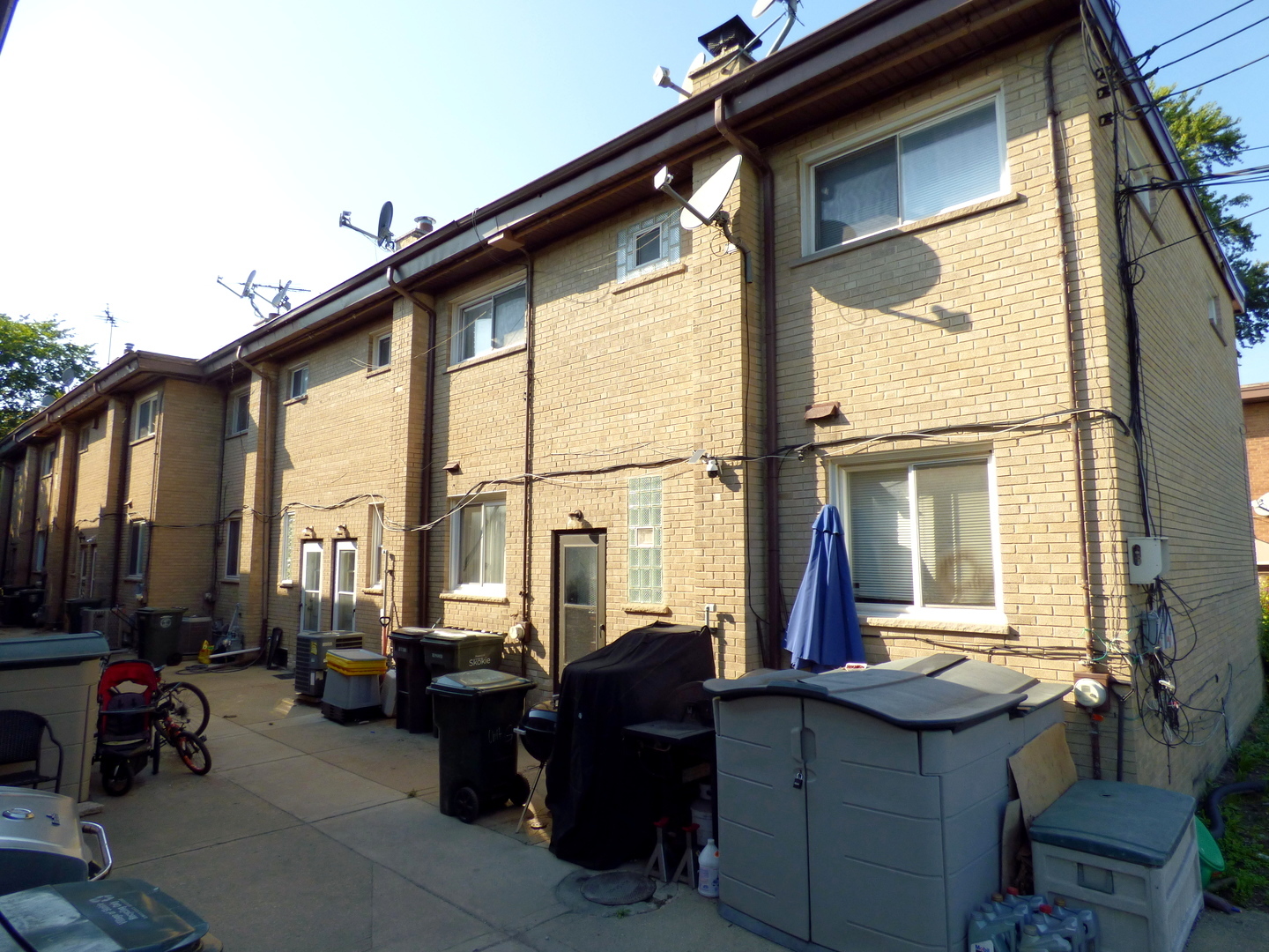 10077 Frontage Road #F, Skokie, IL 60077