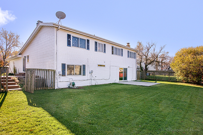334 Hillcrest Lane, Lombard, IL 60148