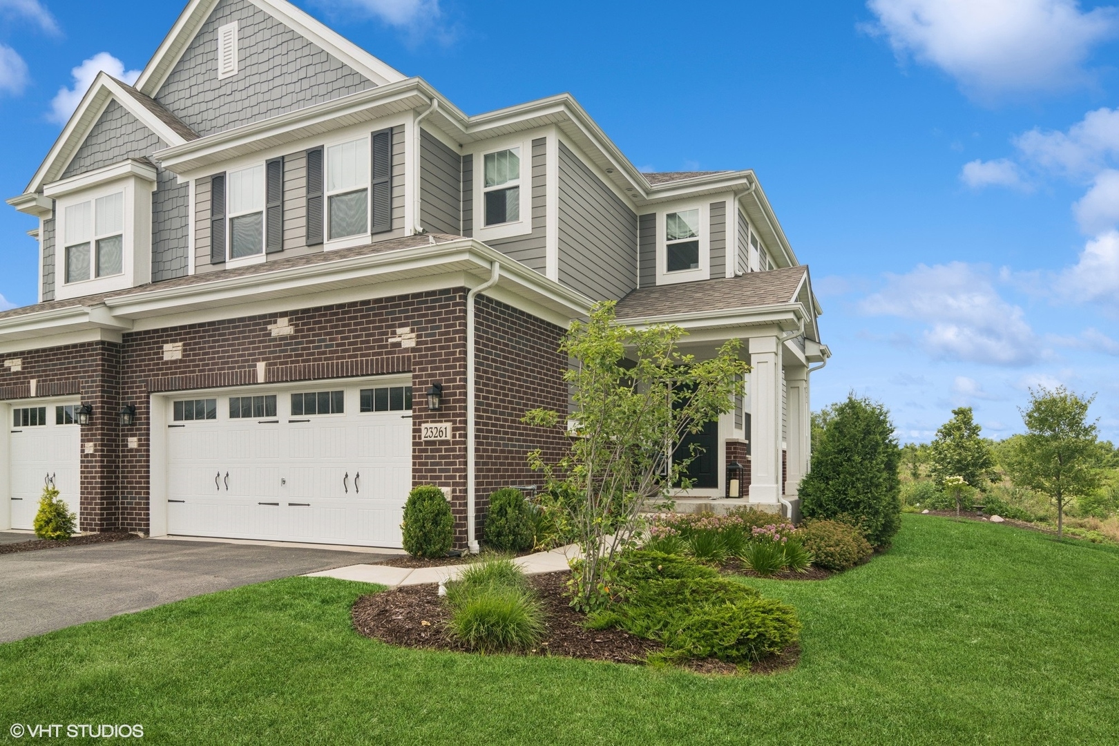 23261 N Pinehurst Drive, Kildeer, IL 60047