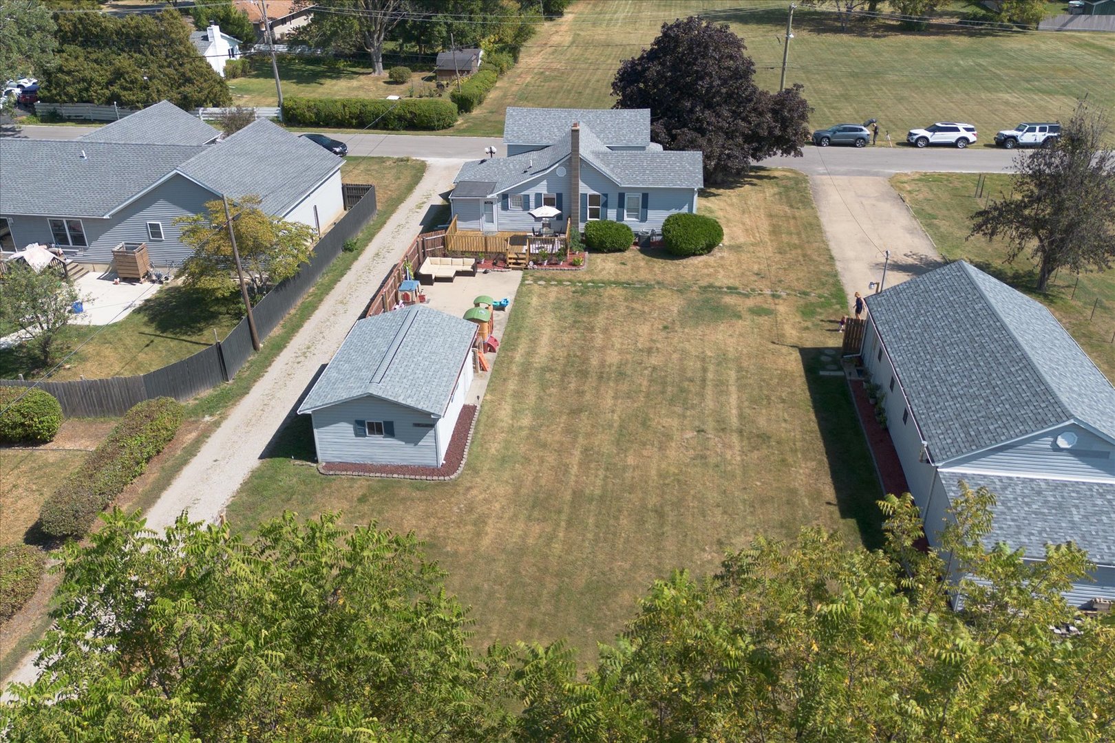 107 S 5th Avenue, Mendota, IL 61342