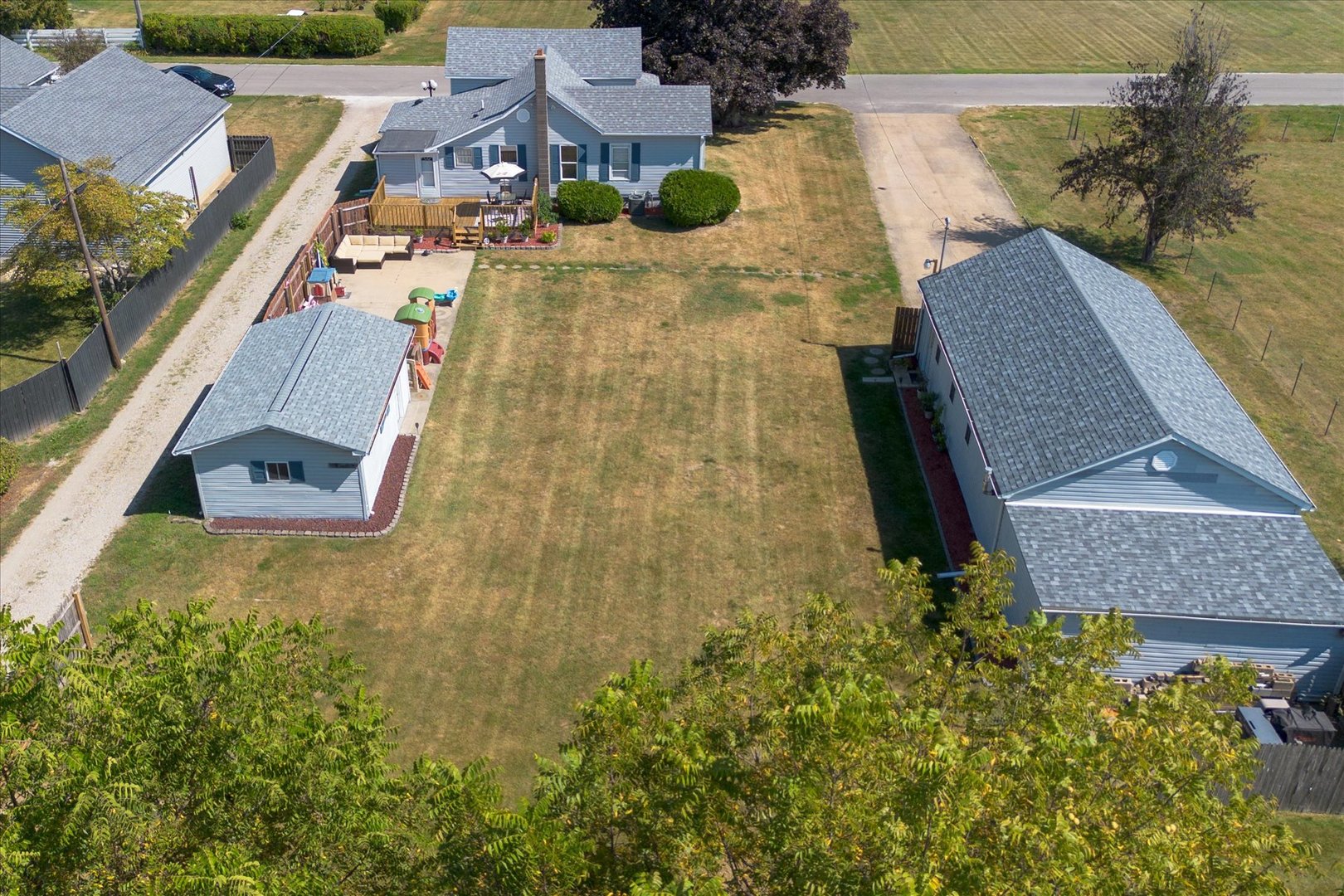 107 S 5th Avenue, Mendota, IL 61342