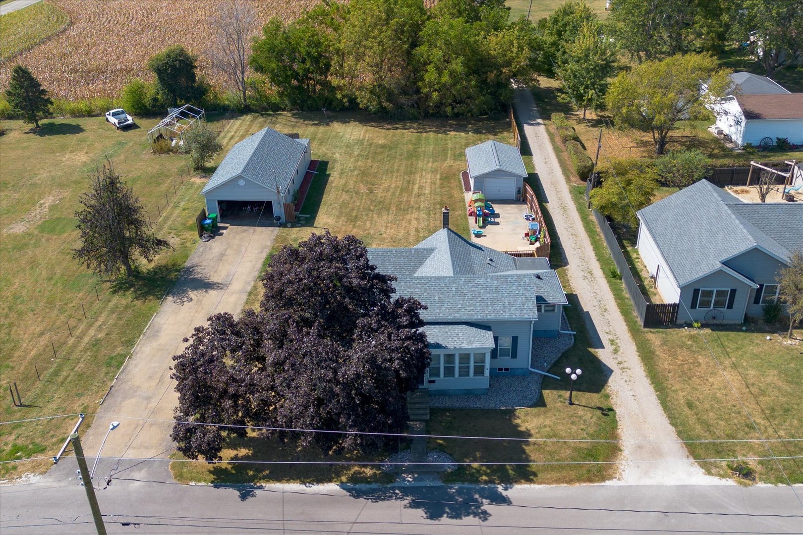 107 S 5th Avenue, Mendota, IL 61342