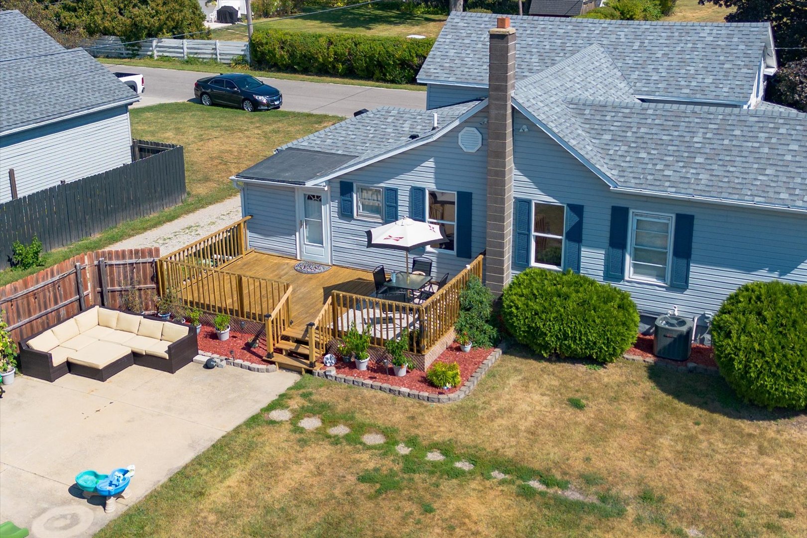 107 S 5th Avenue, Mendota, IL 61342