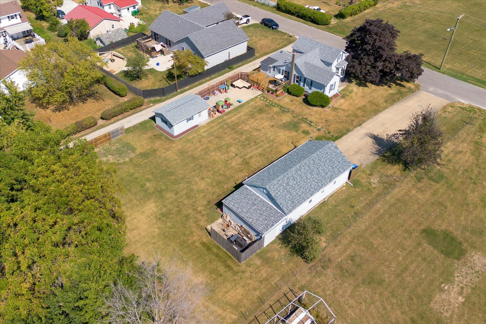 107 S 5th Avenue, Mendota, IL 61342