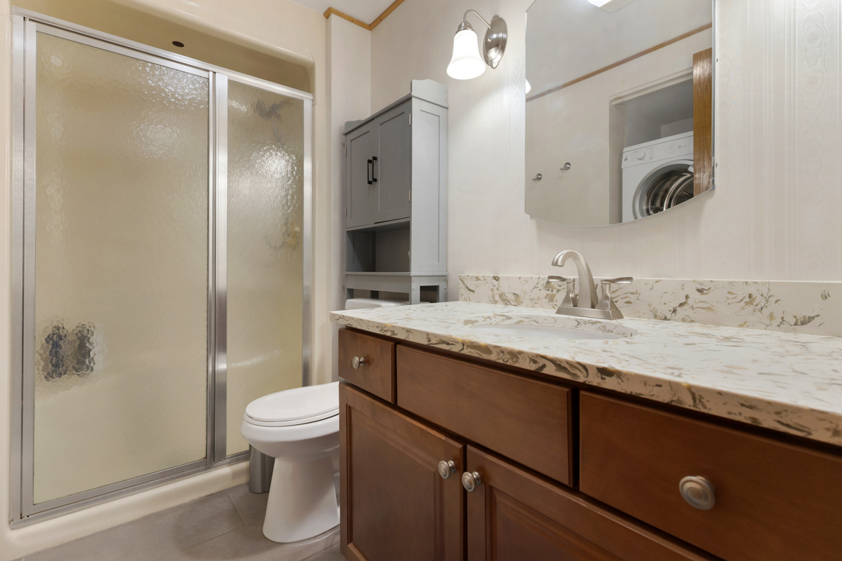 540 Biesterfield Road #309, Elk Grove Village, IL 60007