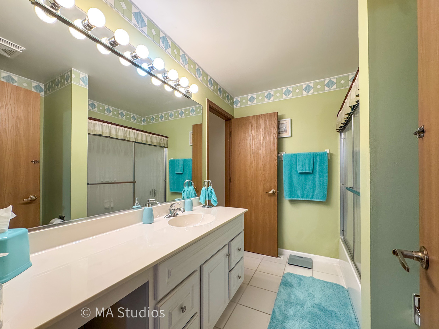 21730 Ivanhoe Trail, Plainfield, IL 60544