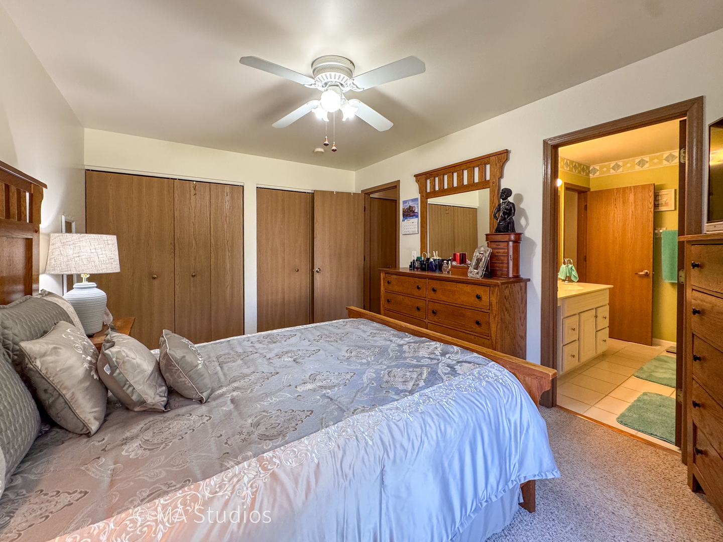 21730 Ivanhoe Trail, Plainfield, IL 60544