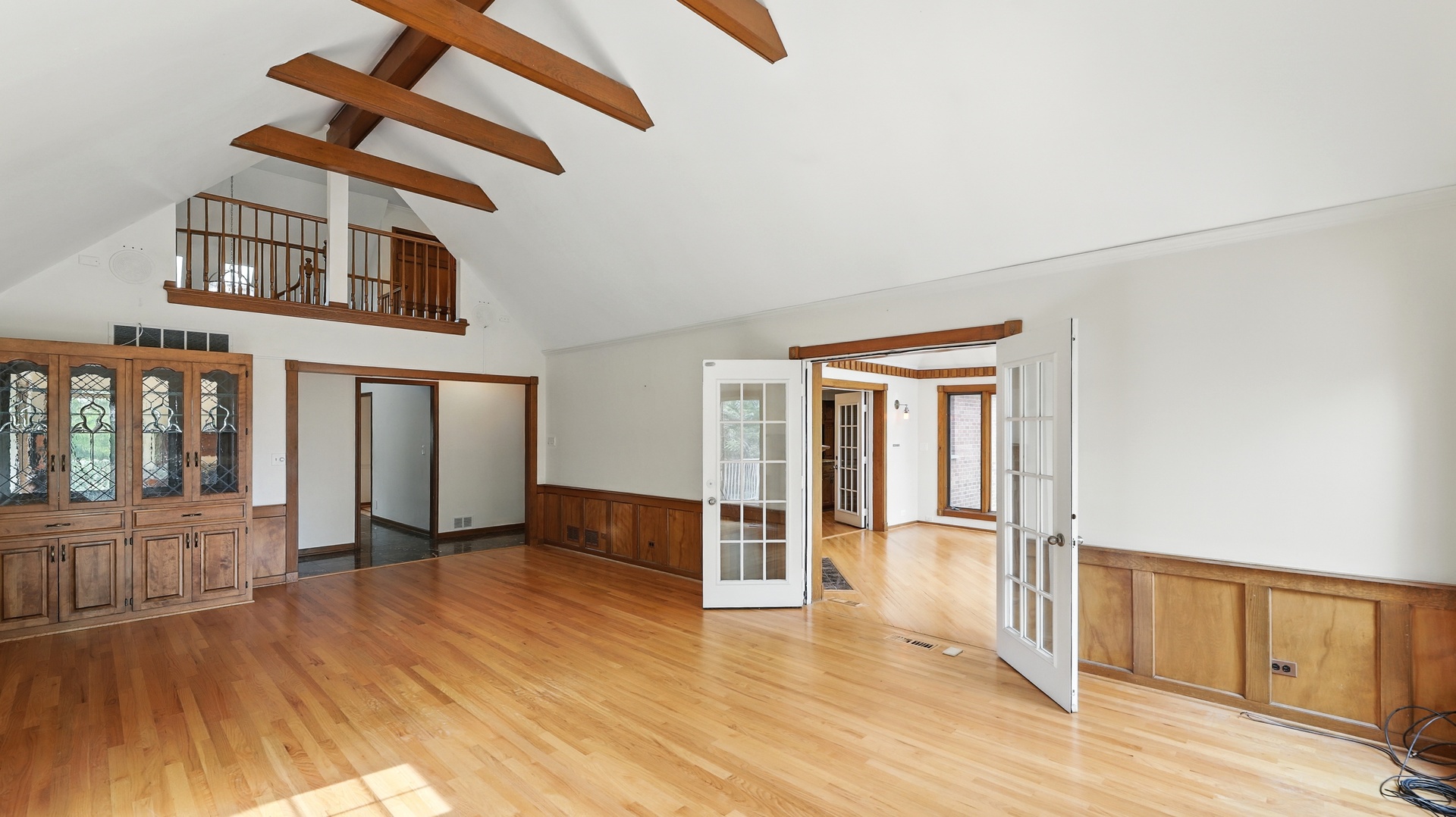 812 Saint Stephens Green, Oak Brook, IL 60523