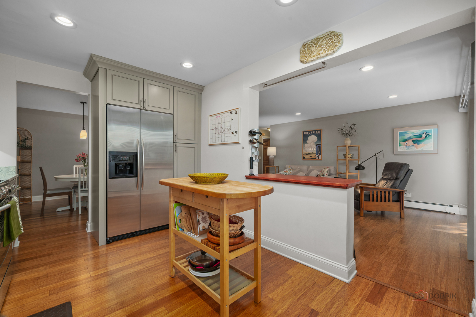 25 E Palatine Road #207, Arlington Heights, IL 60004