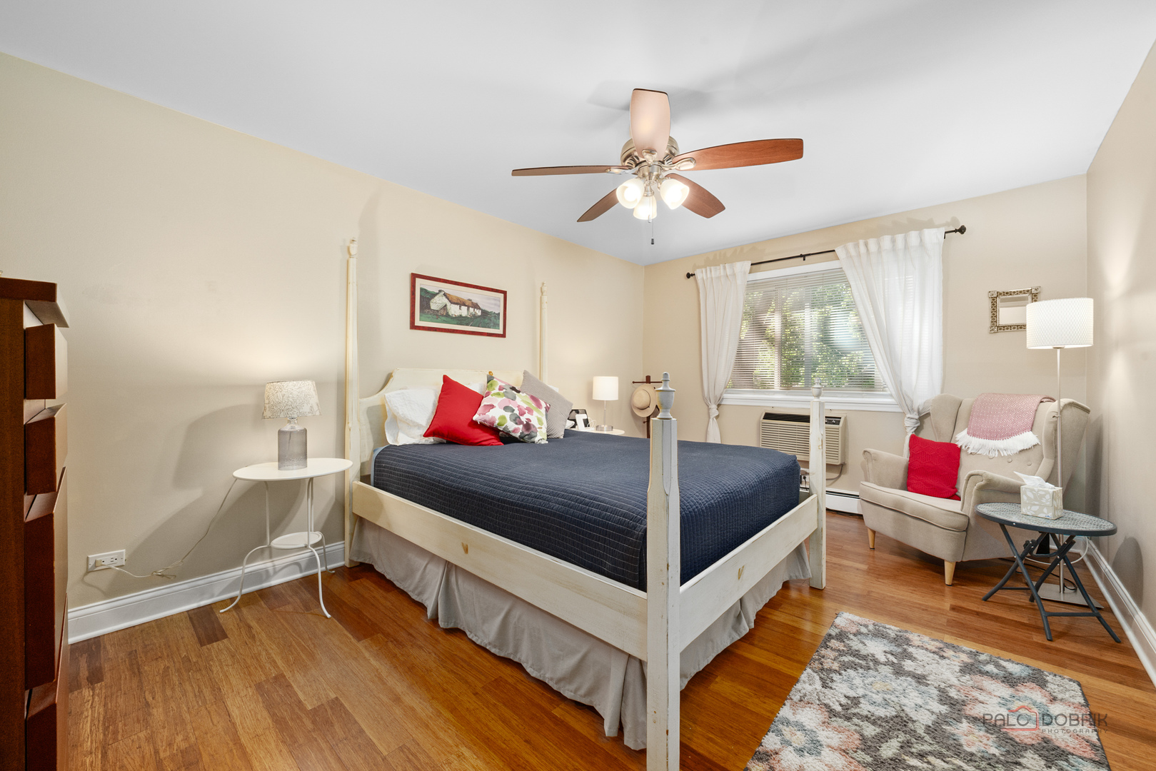 25 E Palatine Road #207, Arlington Heights, IL 60004