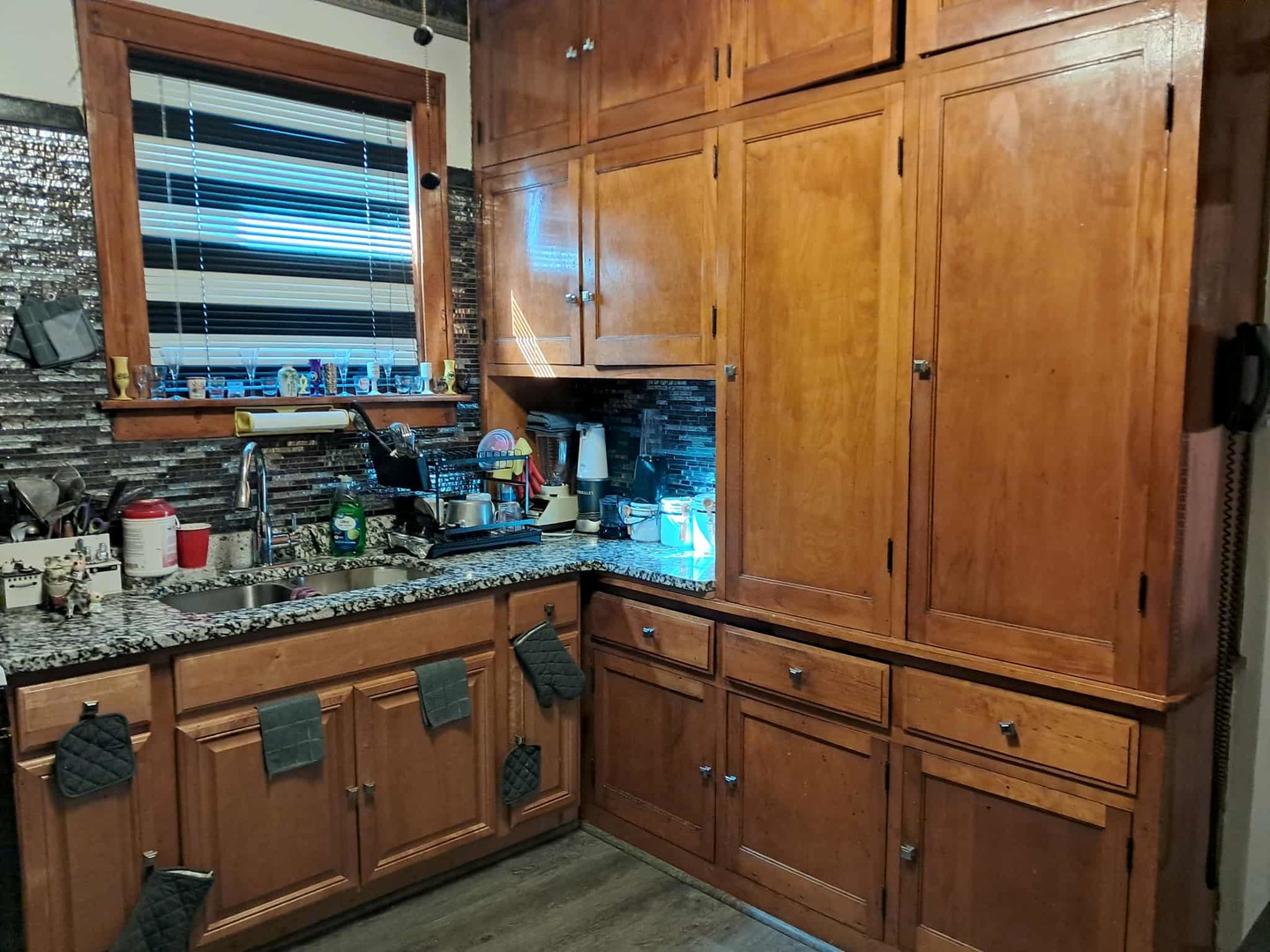 8343 S Cregier Avenue, Chicago, IL 60617