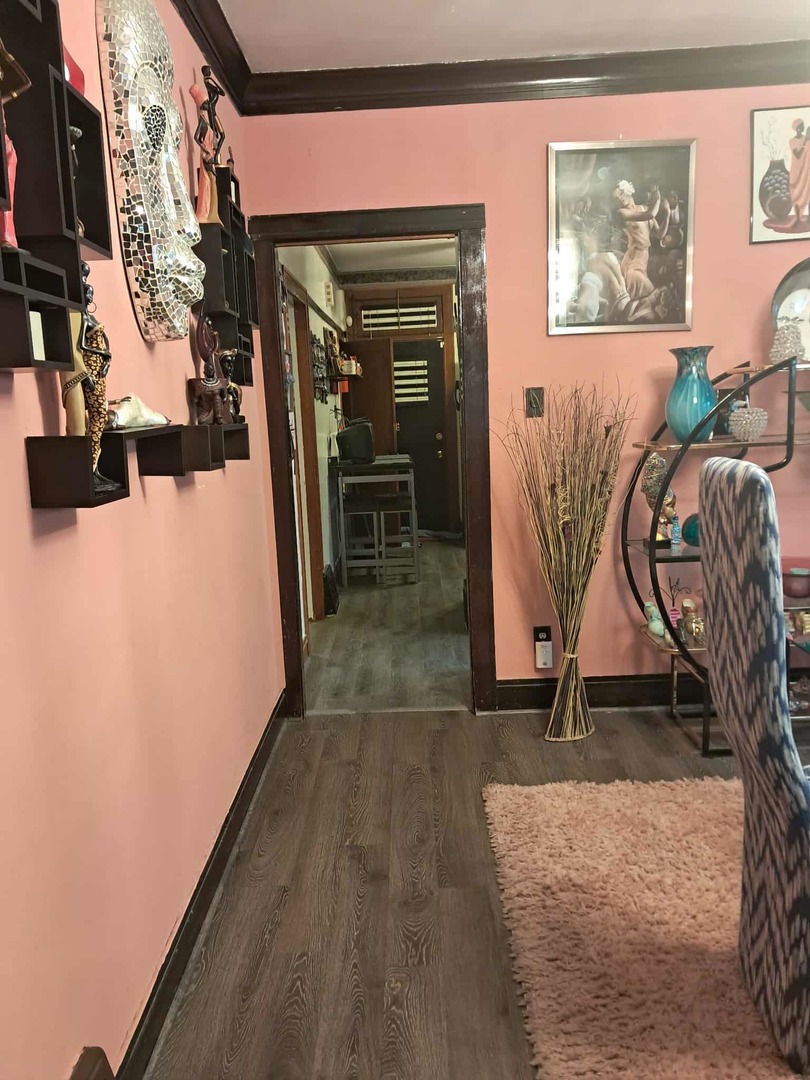 8343 S Cregier Avenue, Chicago, IL 60617