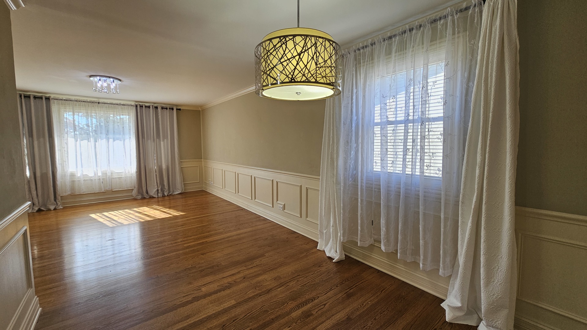 8948 Barberry Lane, Hickory Hills, IL 60457