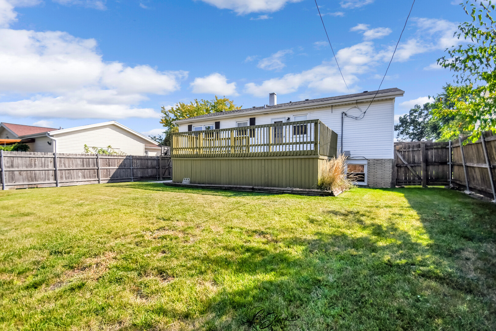 8948 Barberry Lane, Hickory Hills, IL 60457