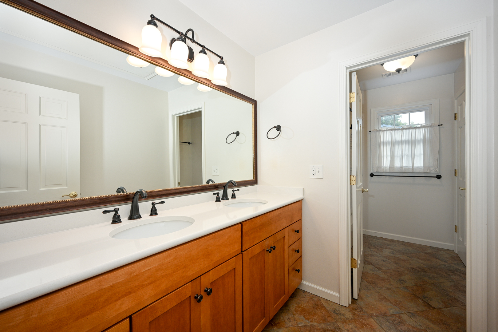 1131 Overton Court, Naperville, IL 60540