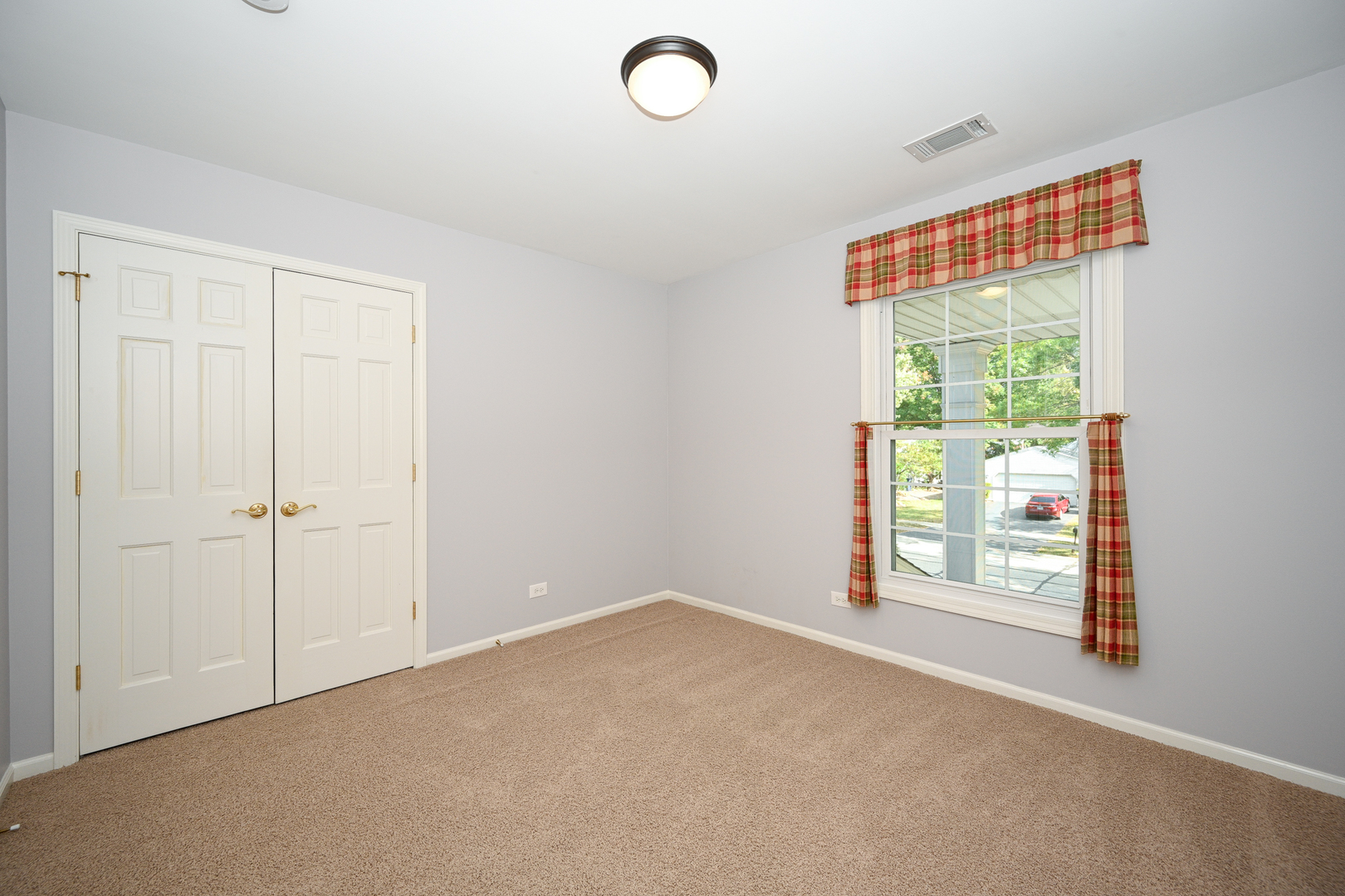 1131 Overton Court, Naperville, IL 60540