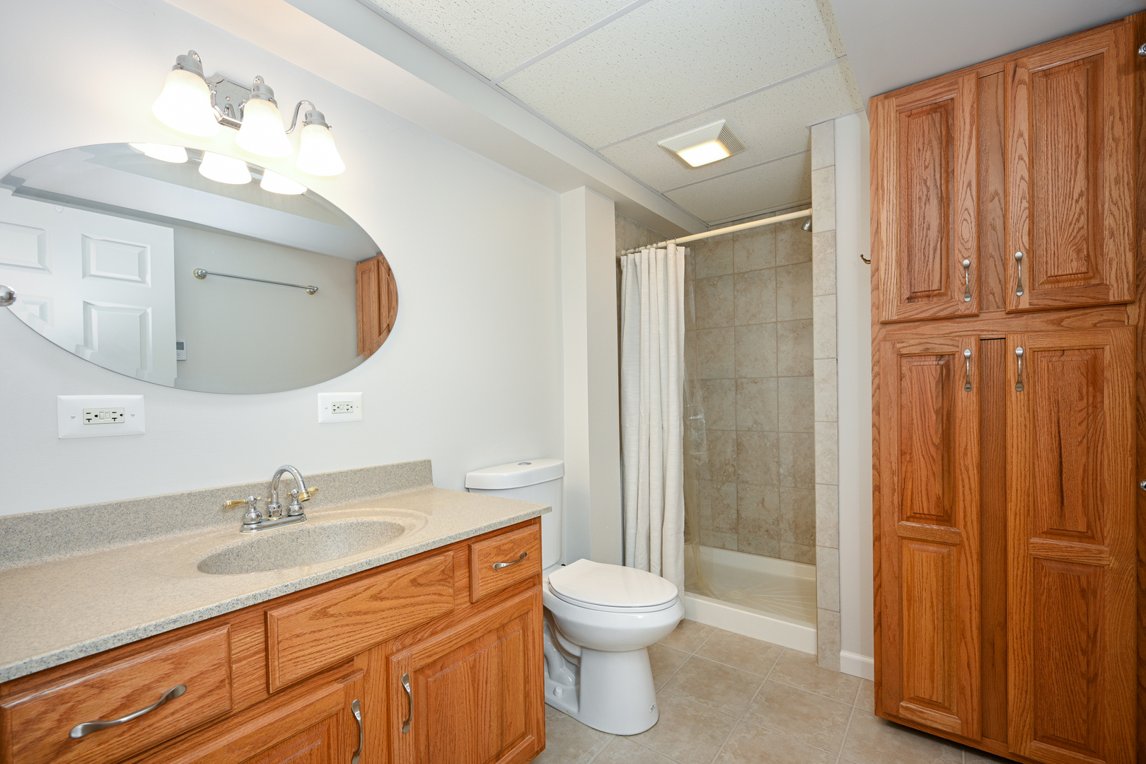 1131 Overton Court, Naperville, IL 60540