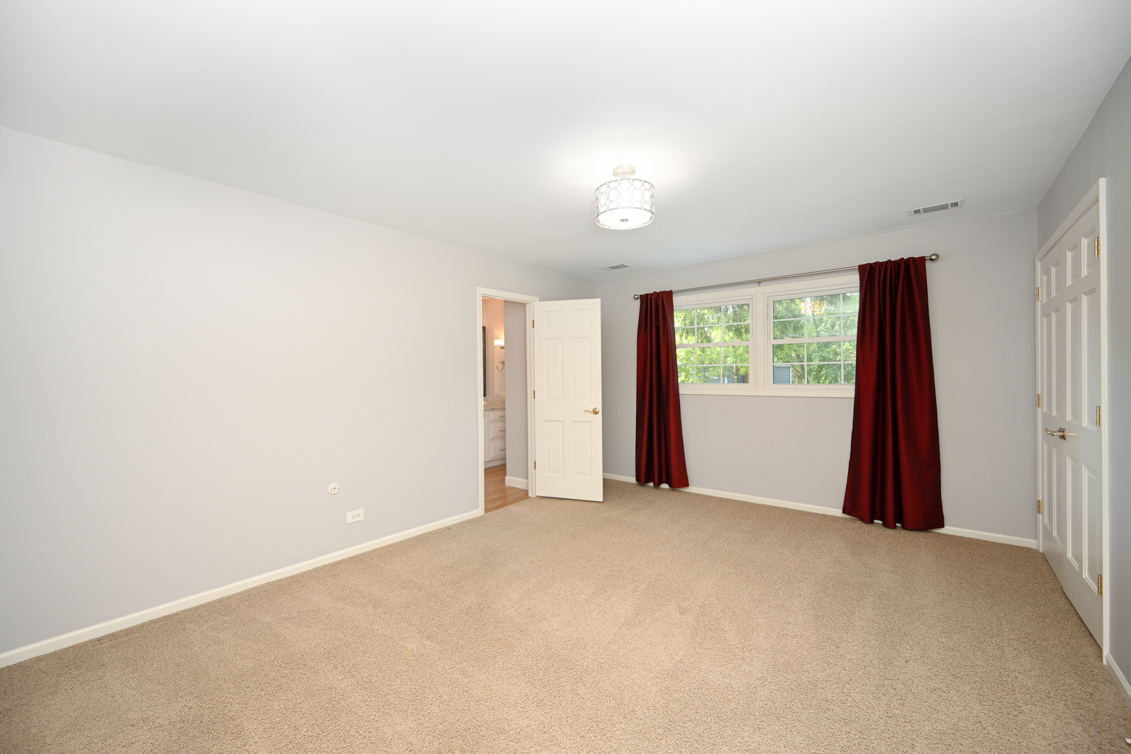 1131 Overton Court, Naperville, IL 60540