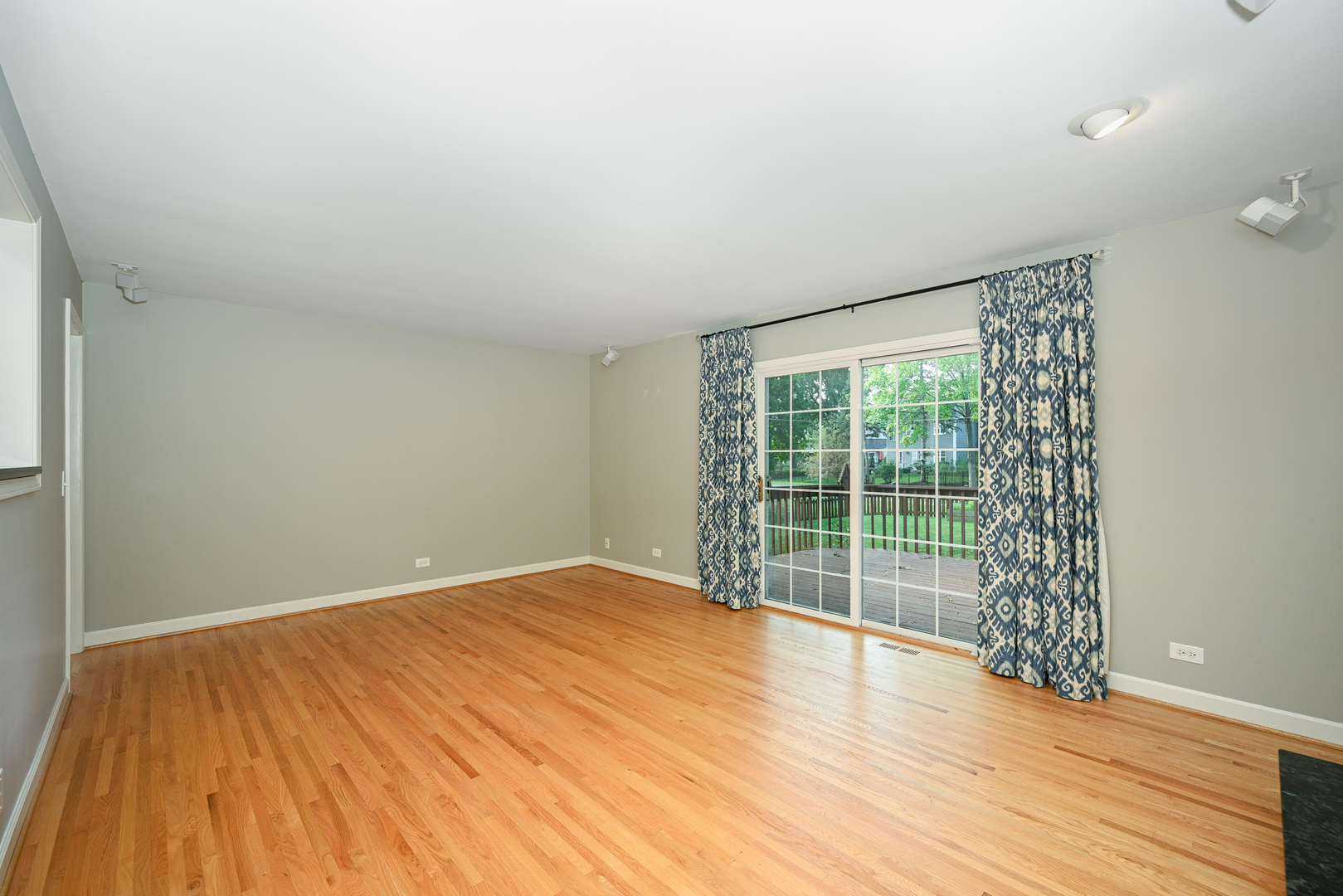 1131 Overton Court, Naperville, IL 60540