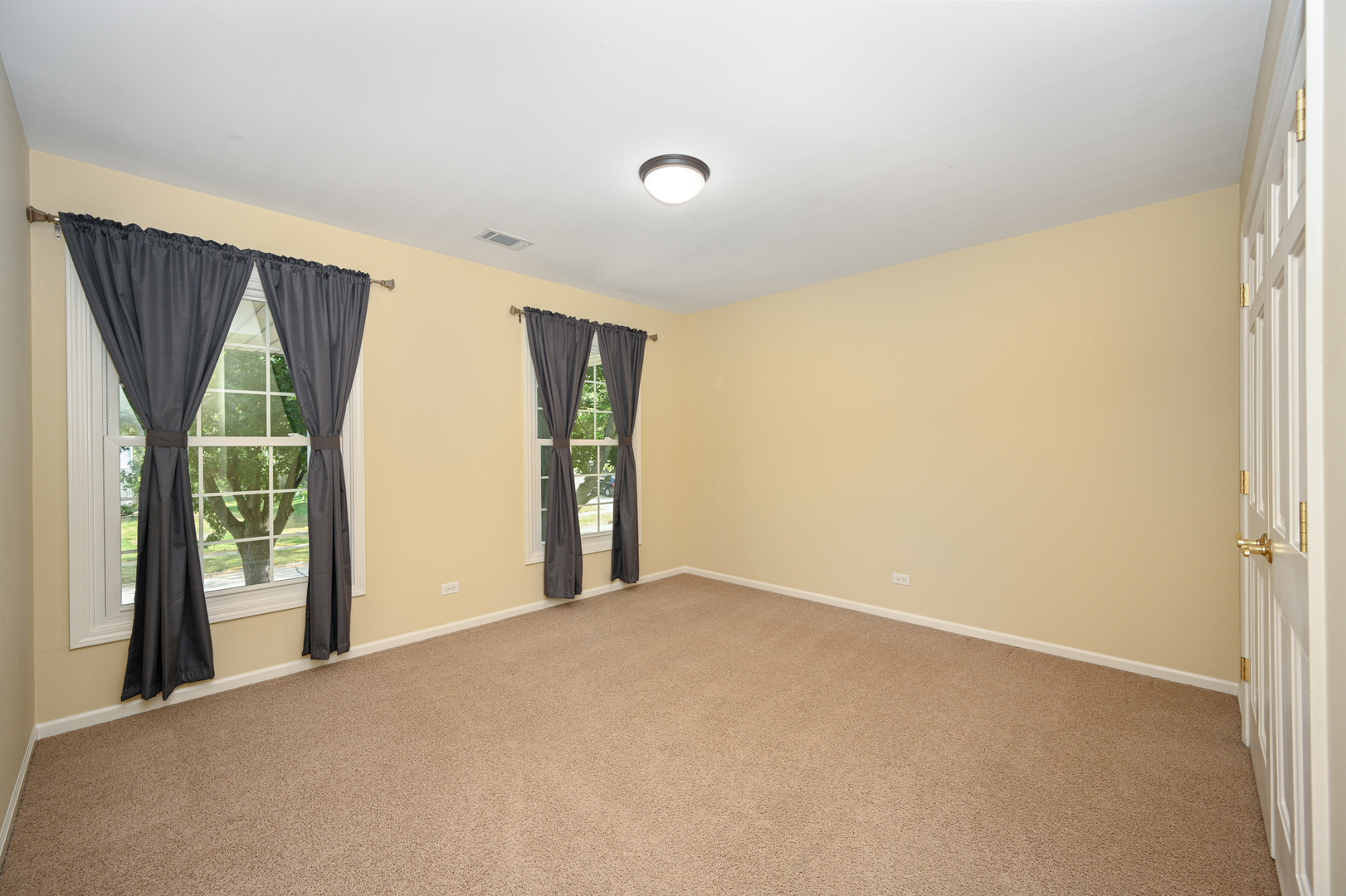 1131 Overton Court, Naperville, IL 60540