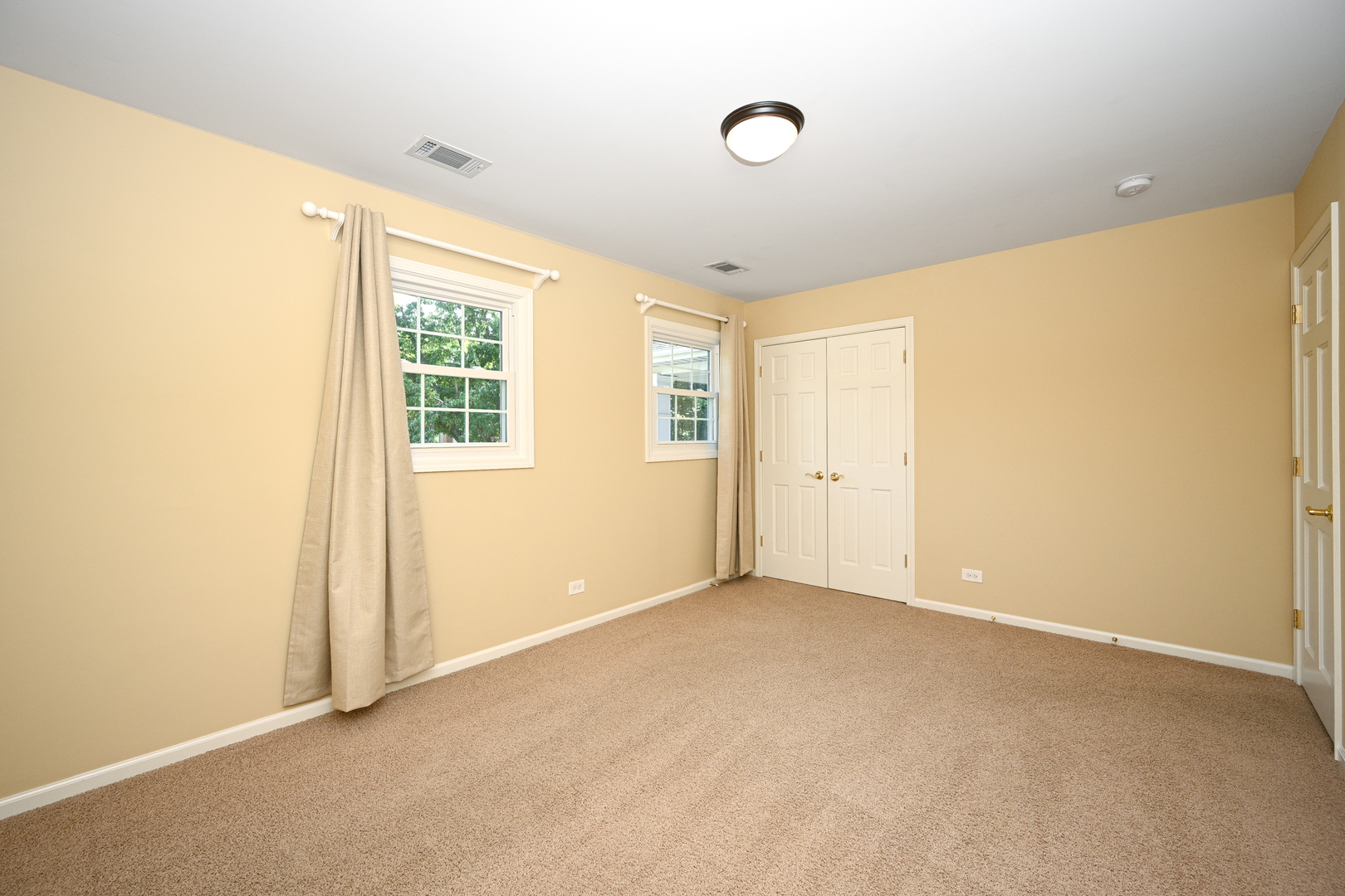 1131 Overton Court, Naperville, IL 60540