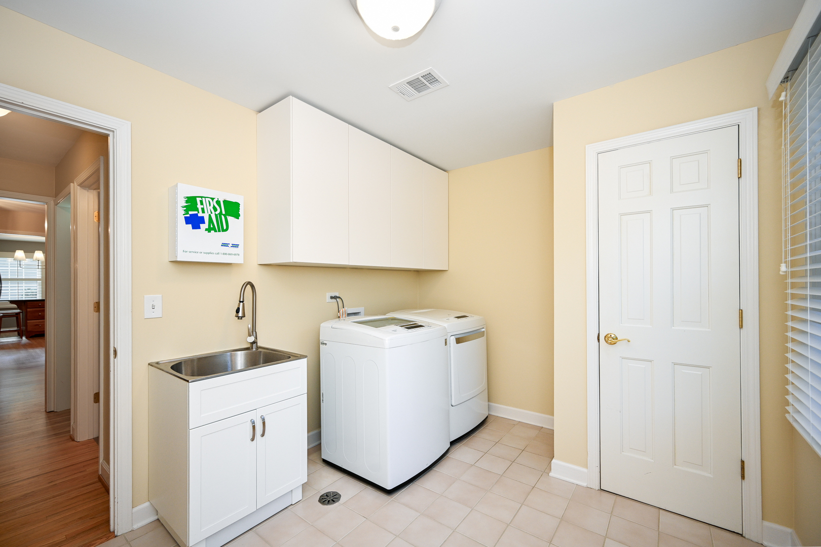 1131 Overton Court, Naperville, IL 60540
