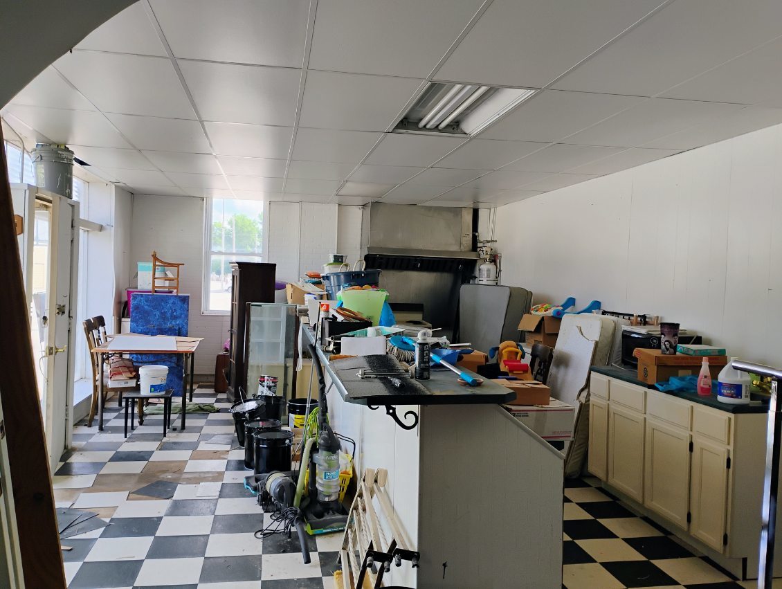 213 N Van Buren Street, New Athens, IL 62264