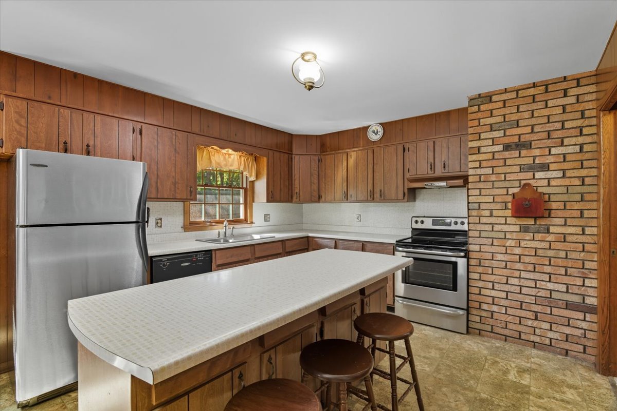 10765 W Liberty Avenue, Beach Park, IL 60099