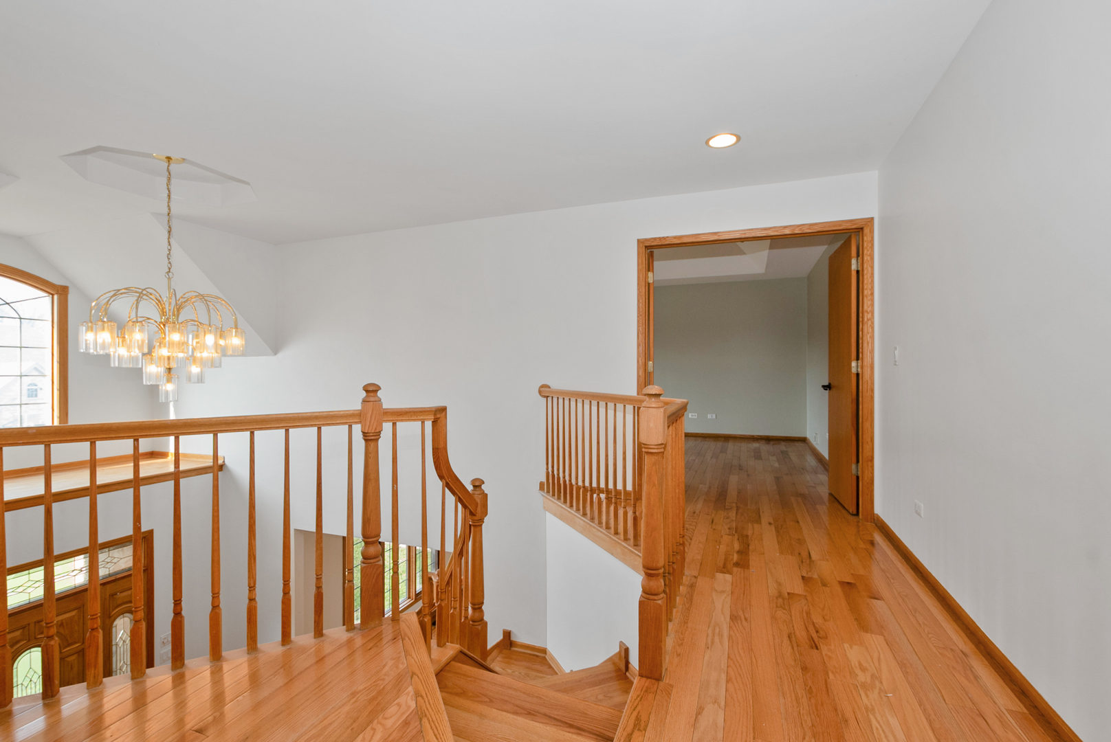 9000 Deerwood Court, Palos Hills, IL 60465