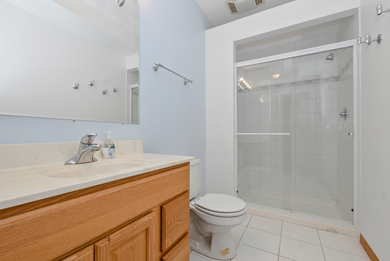 9000 Deerwood Court, Palos Hills, IL 60465