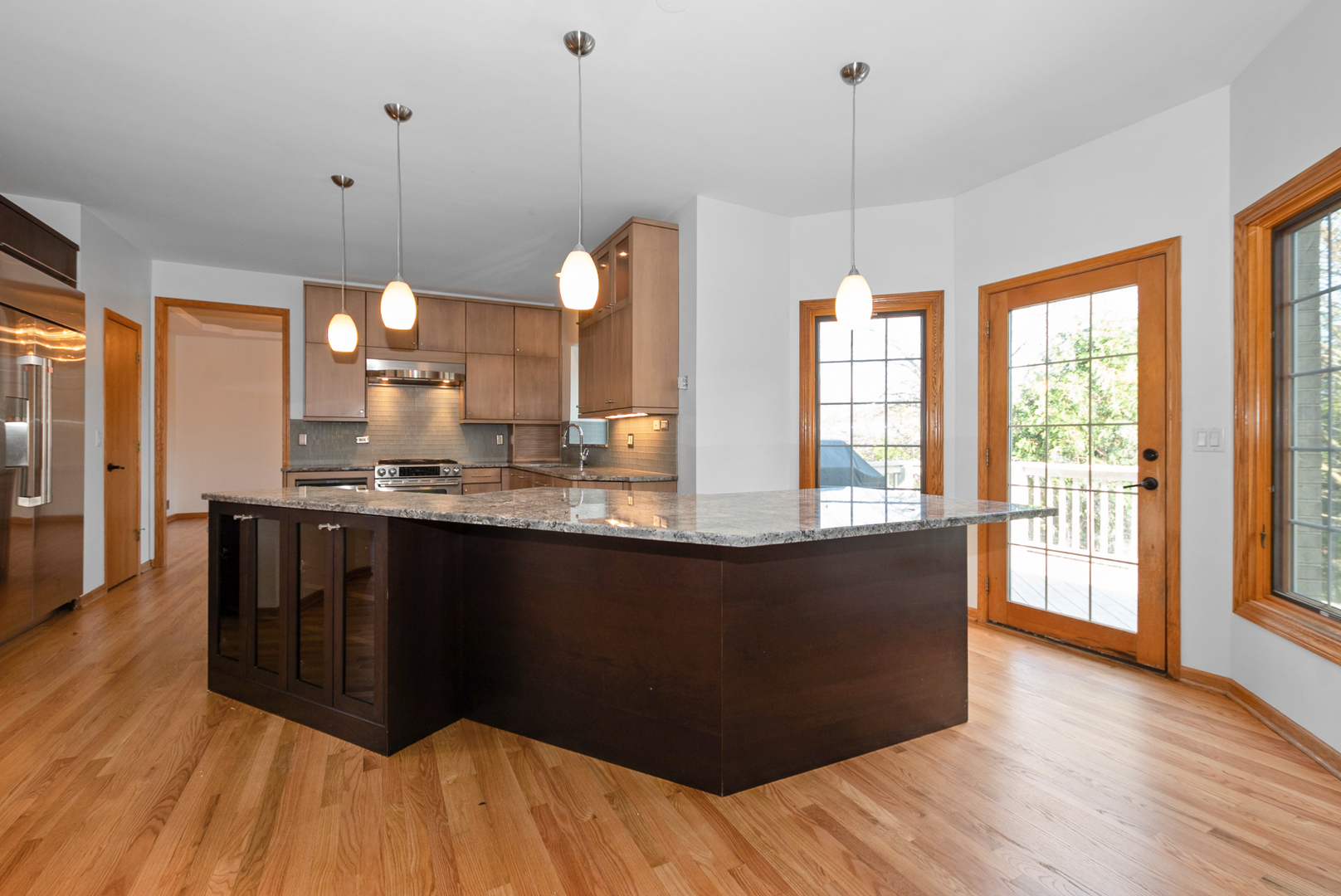 9000 Deerwood Court, Palos Hills, IL 60465