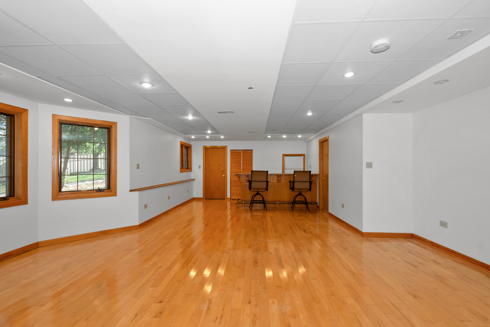 9000 Deerwood Court, Palos Hills, IL 60465