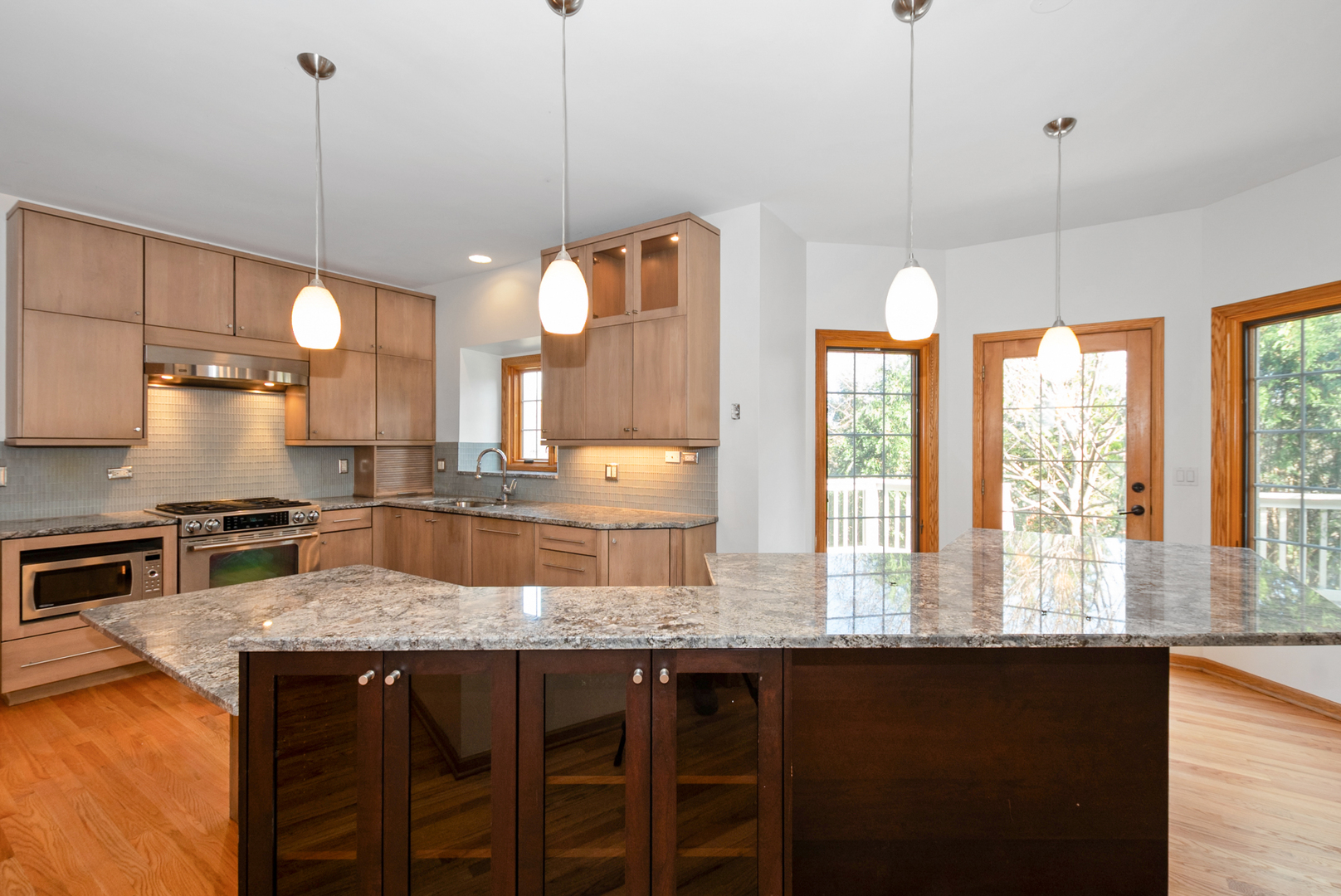 9000 Deerwood Court, Palos Hills, IL 60465