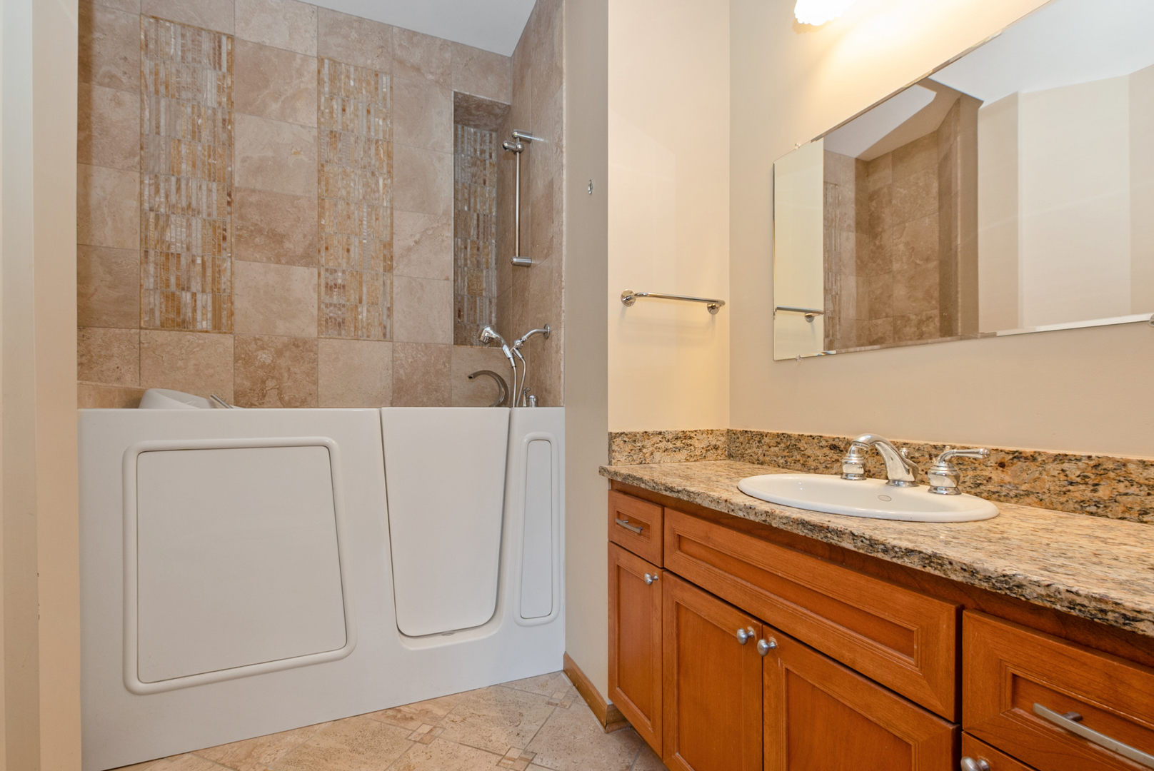 9000 Deerwood Court, Palos Hills, IL 60465