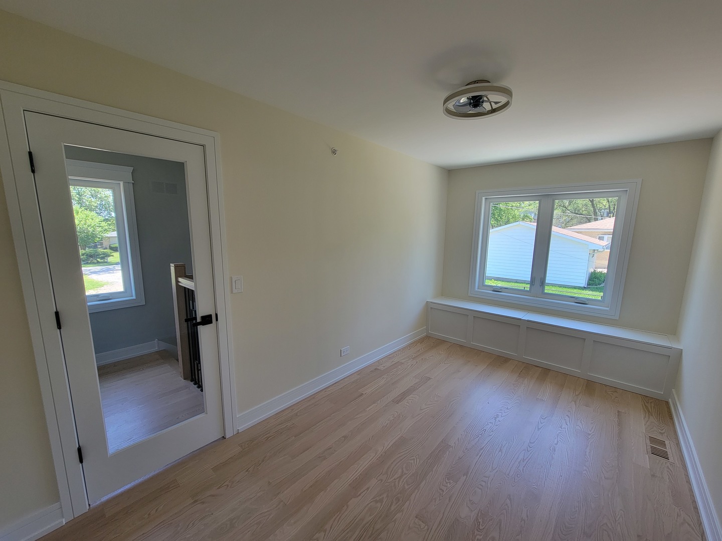 10230 S 83rd Court, Palos Hills, IL 60465