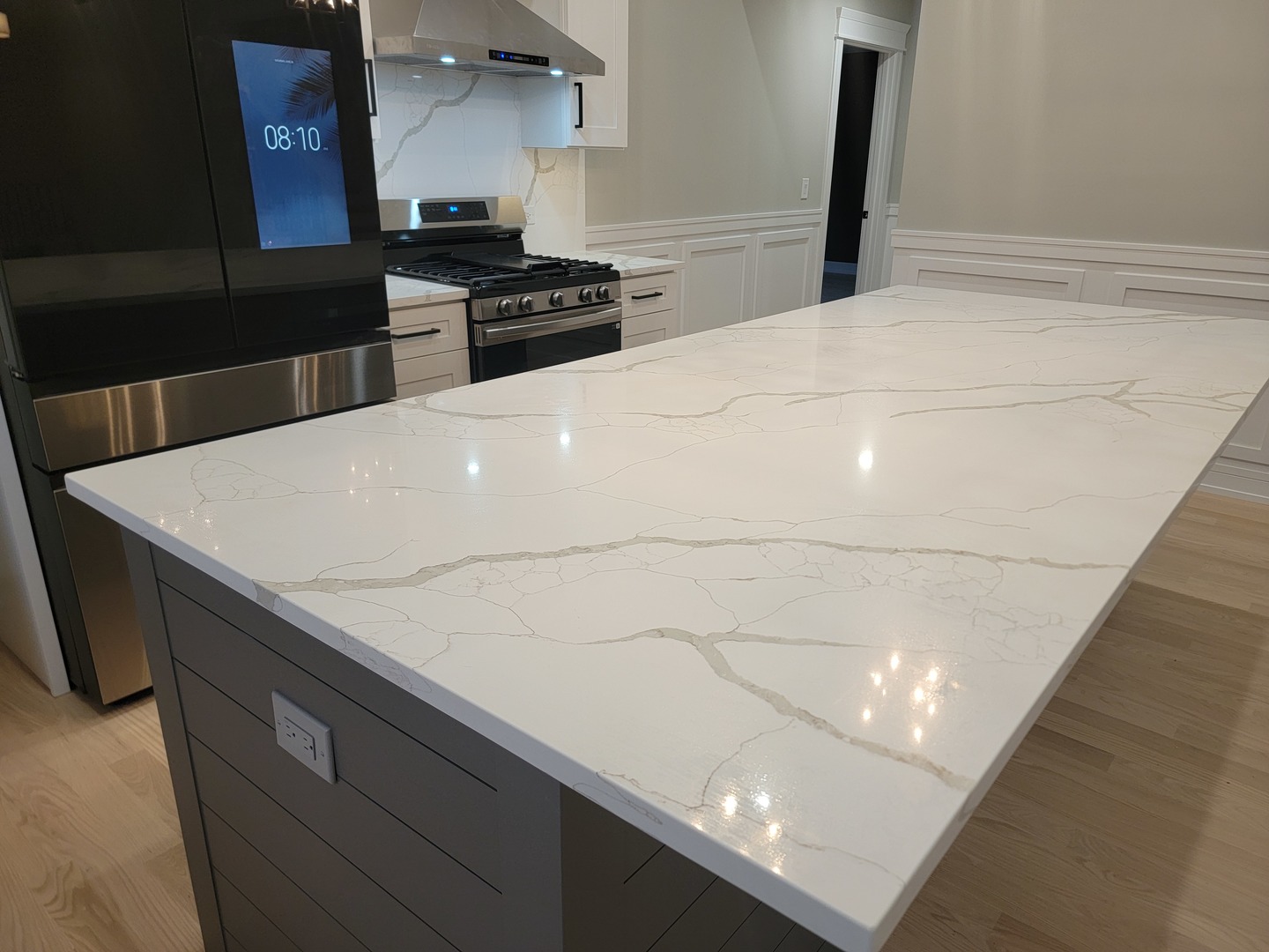 10230 S 83rd Court, Palos Hills, IL 60465