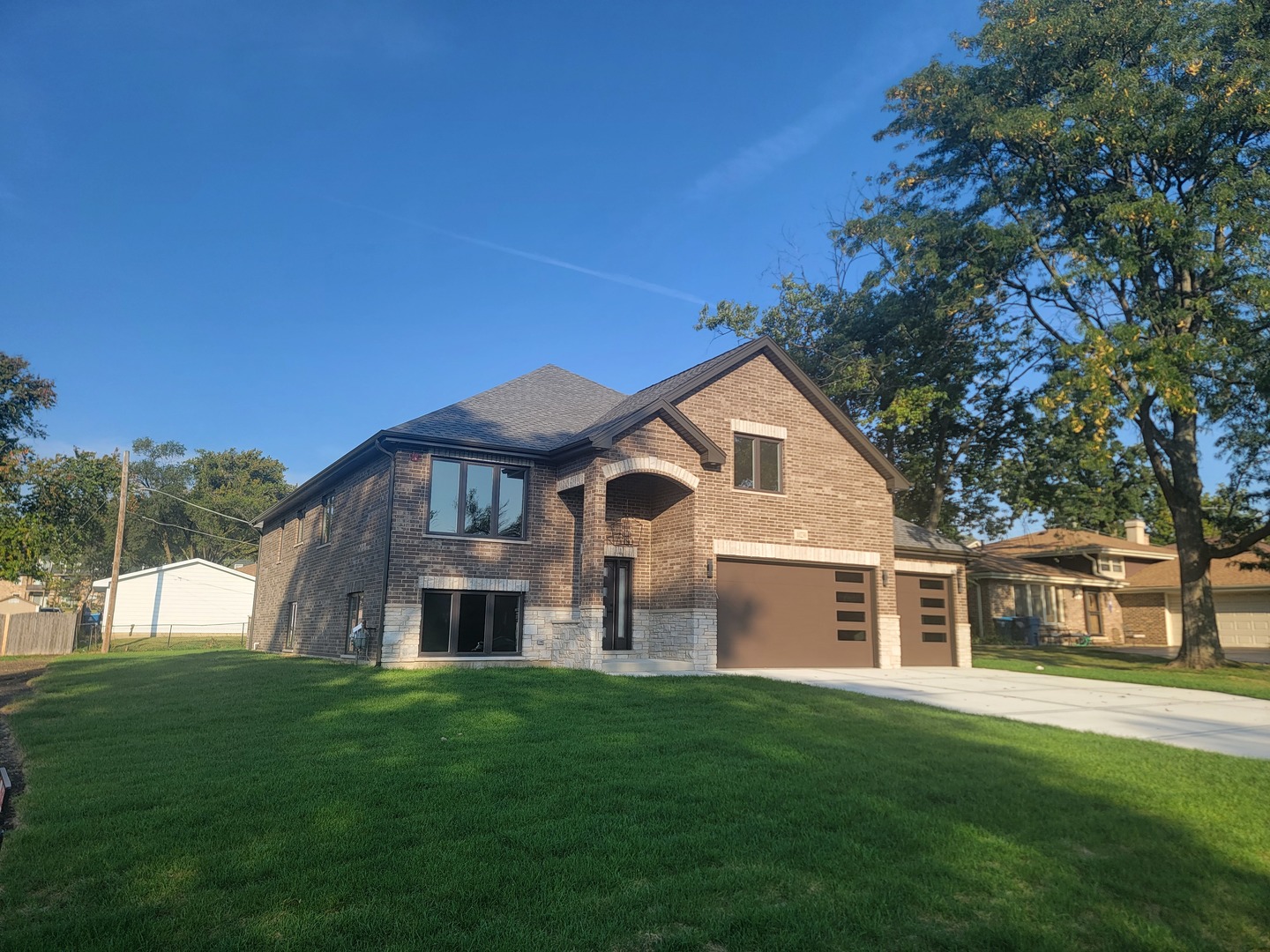 10230 S 83rd Court, Palos Hills, IL 60465
