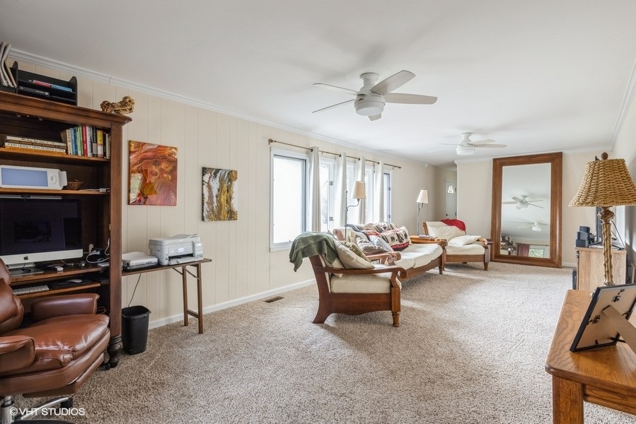 1909 Louise Street, Crystal Lake, IL 60014