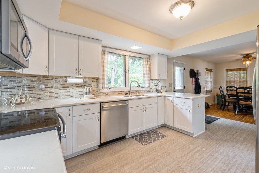 1909 Louise Street, Crystal Lake, IL 60014