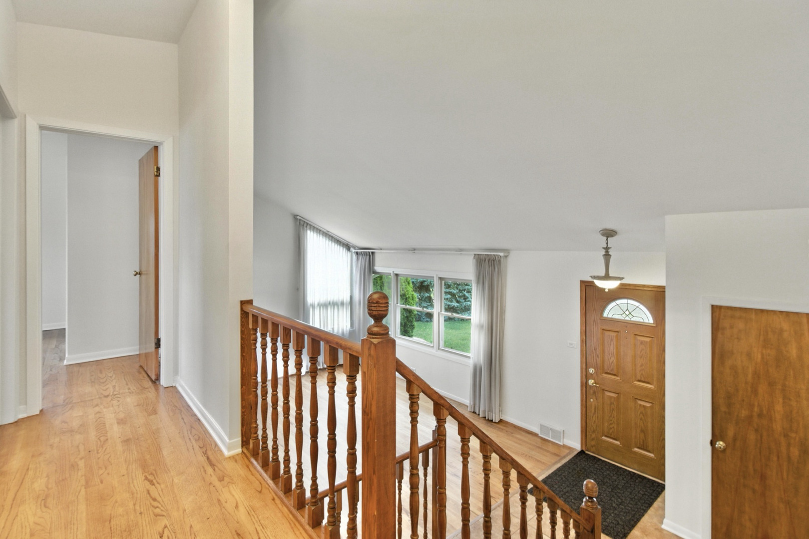 7215 Lyons Street, Morton Grove, IL 60053