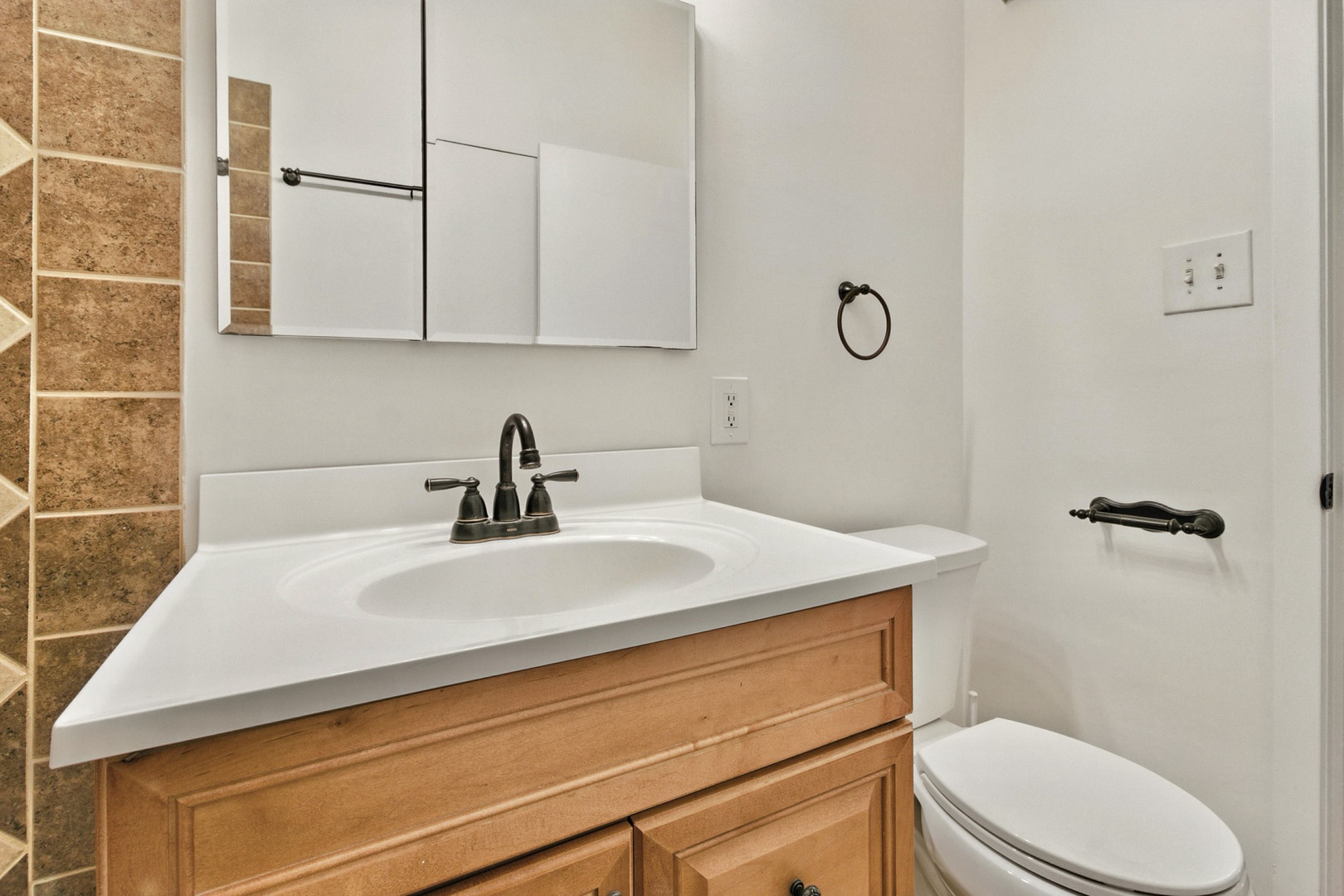 7215 Lyons Street, Morton Grove, IL 60053