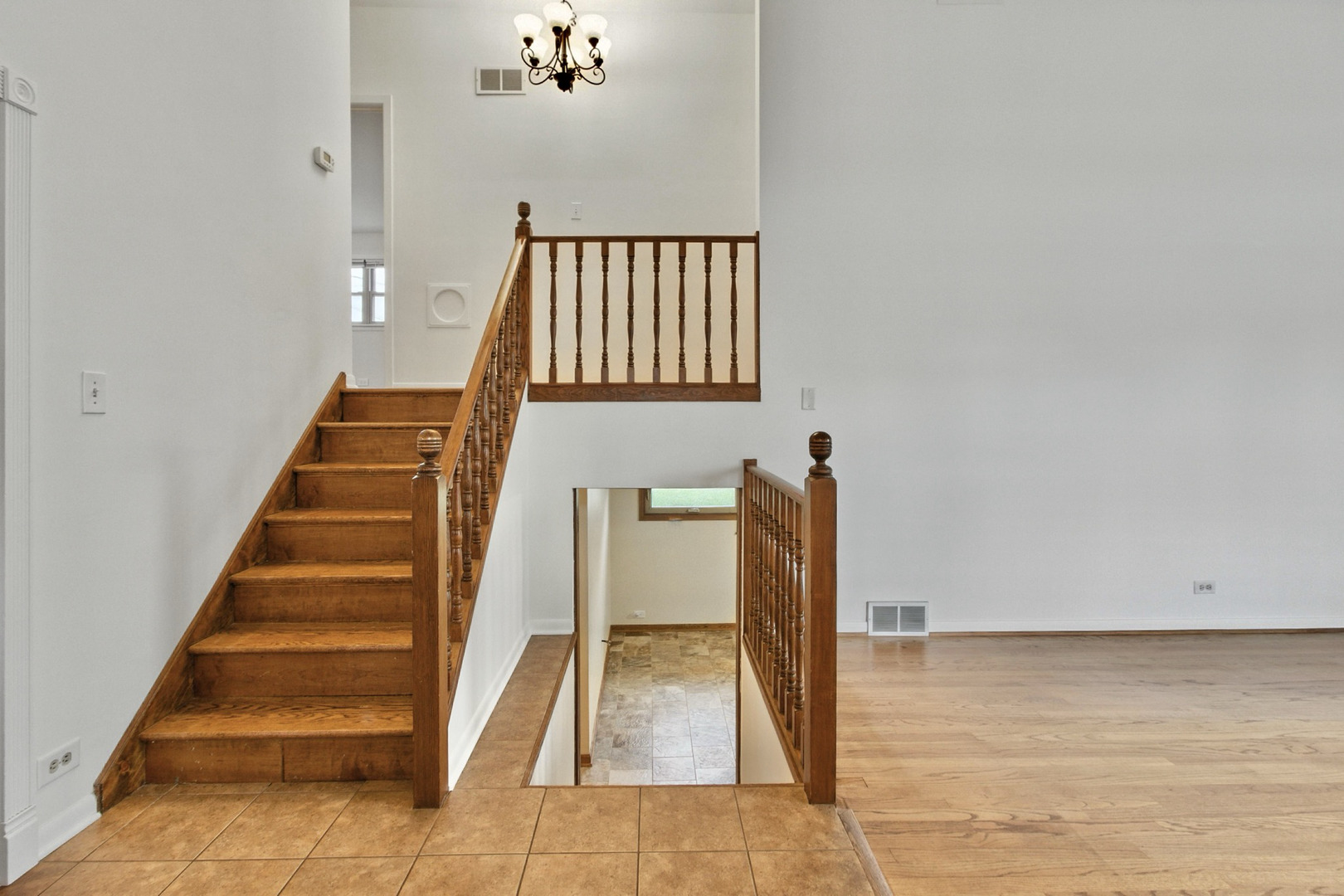 7215 Lyons Street, Morton Grove, IL 60053