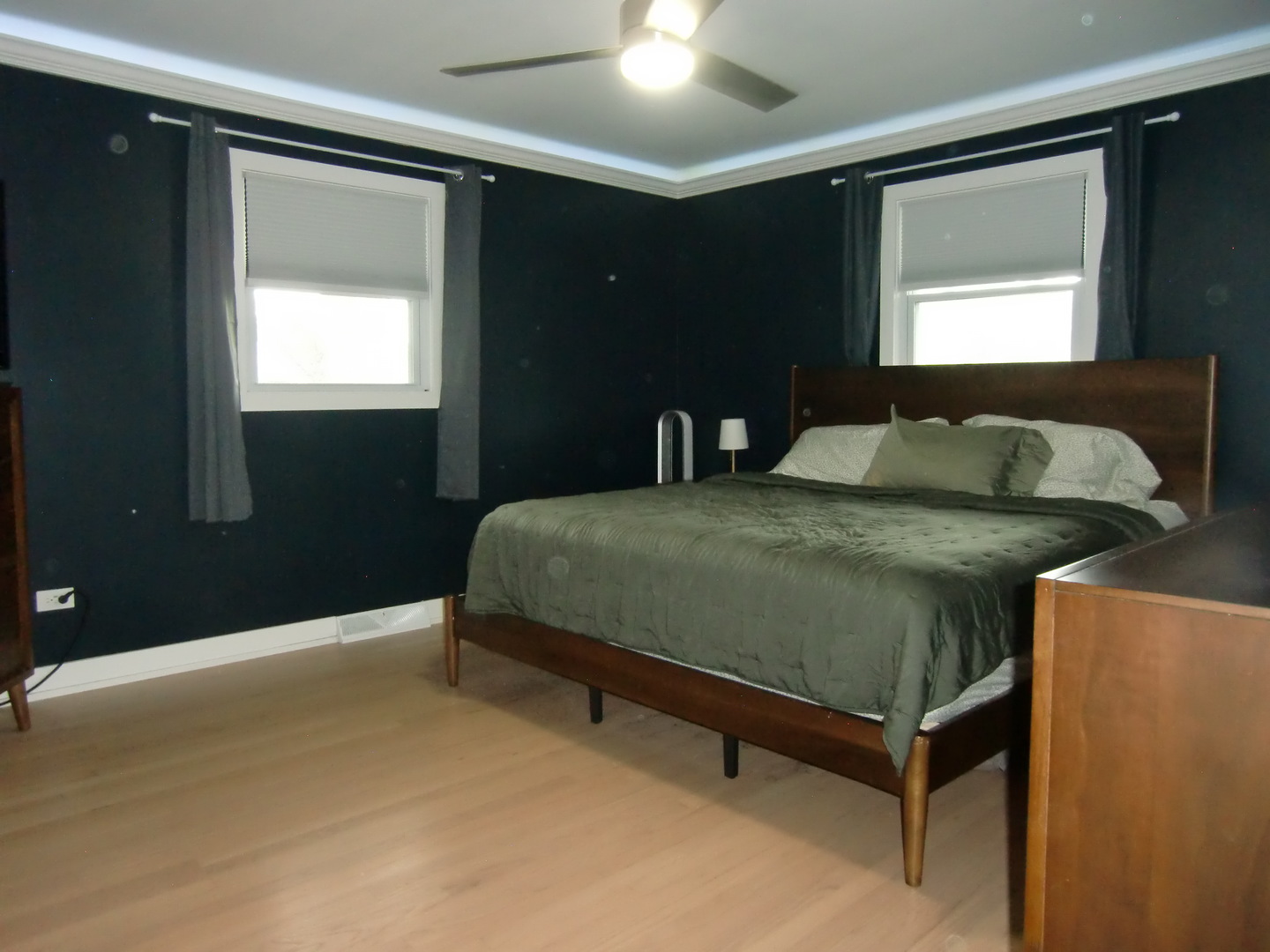 6711 W Shiawassie Drive, Palos Heights, IL 60463