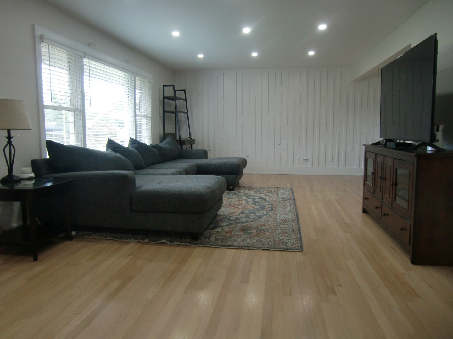 6711 W Shiawassie Drive, Palos Heights, IL 60463